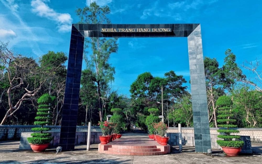 Nghĩa trang Hàng Dương